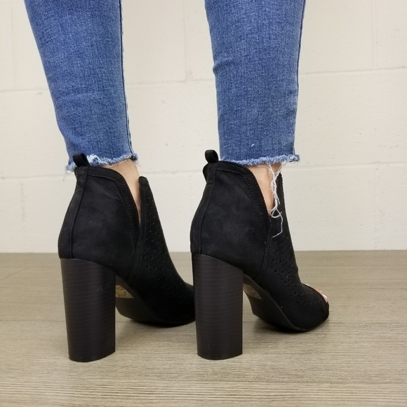 Perforated Block Heel Sandal Ankle Bootie - Picture 7 of 8